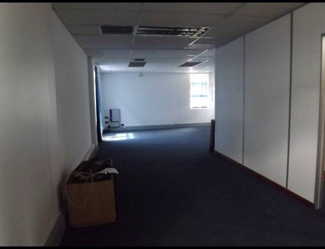 194M² OFFICE FOR SALE IN BULWER